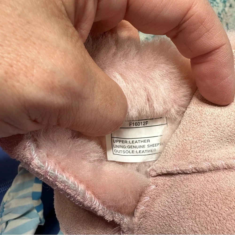 Ugg Erin Bootie in Baby Pink